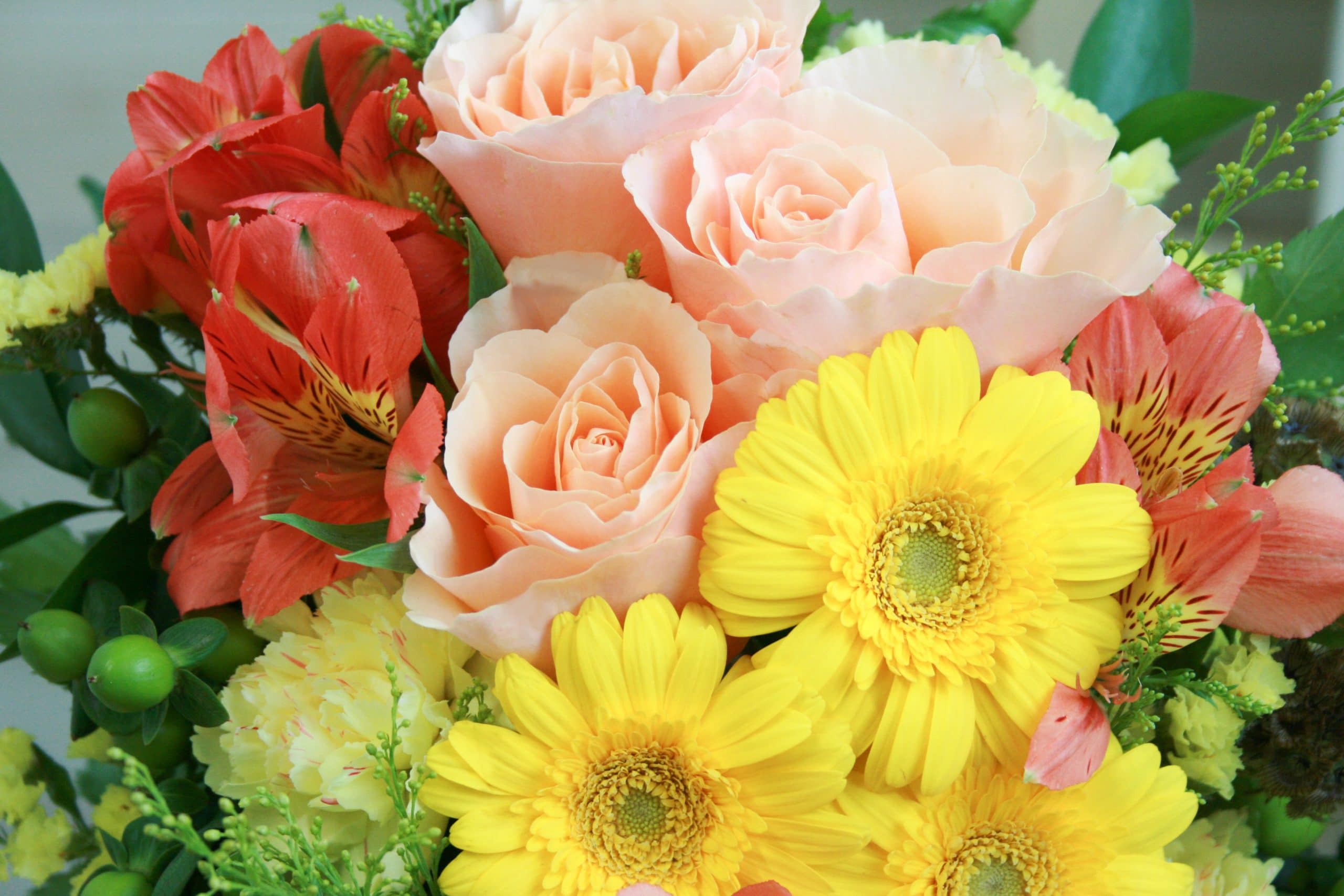 おまかせアレンジメントM-黄色・オレンジ系 - 画像 (2)