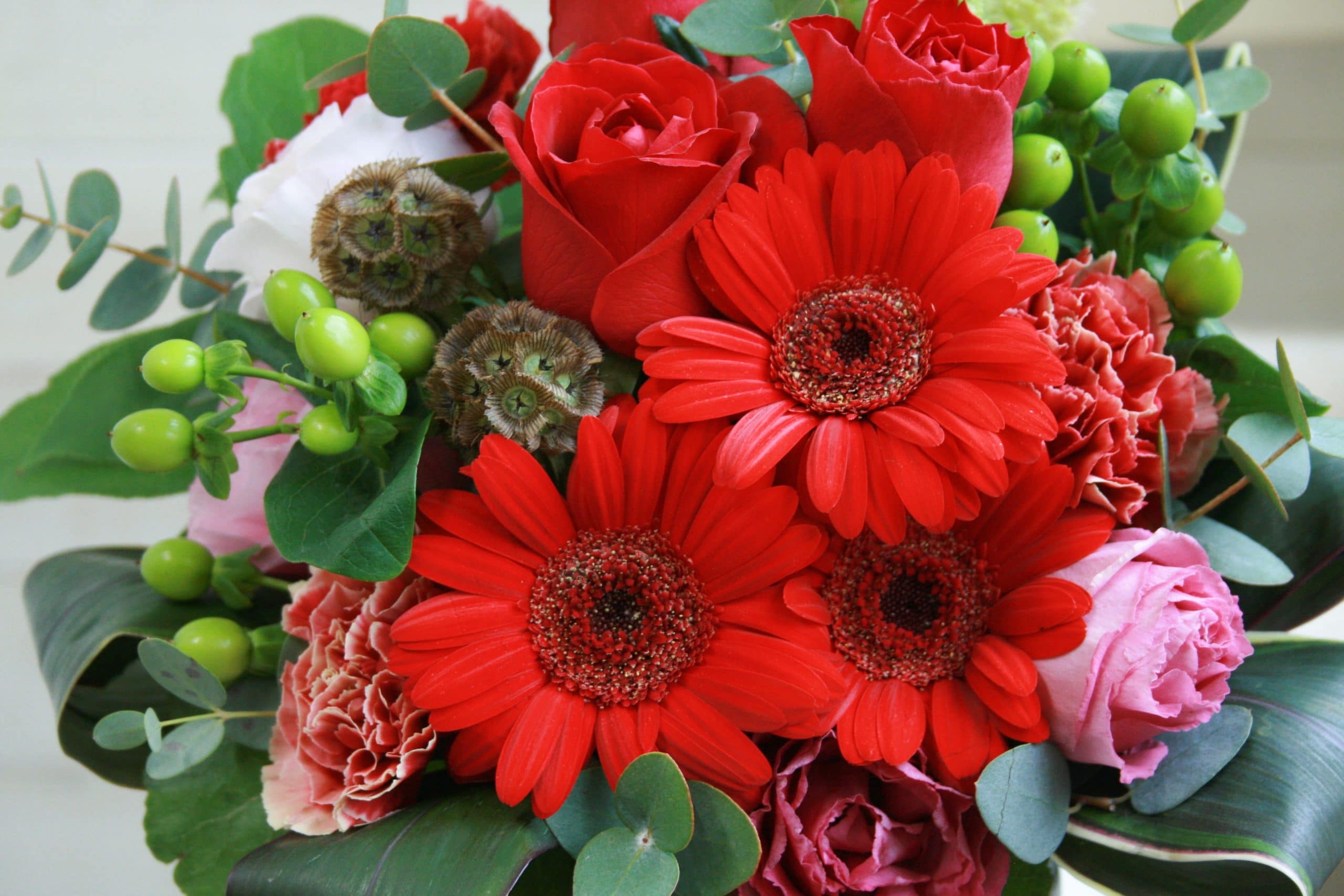 おまかせアレンジメントS-赤系 - 画像 (2)