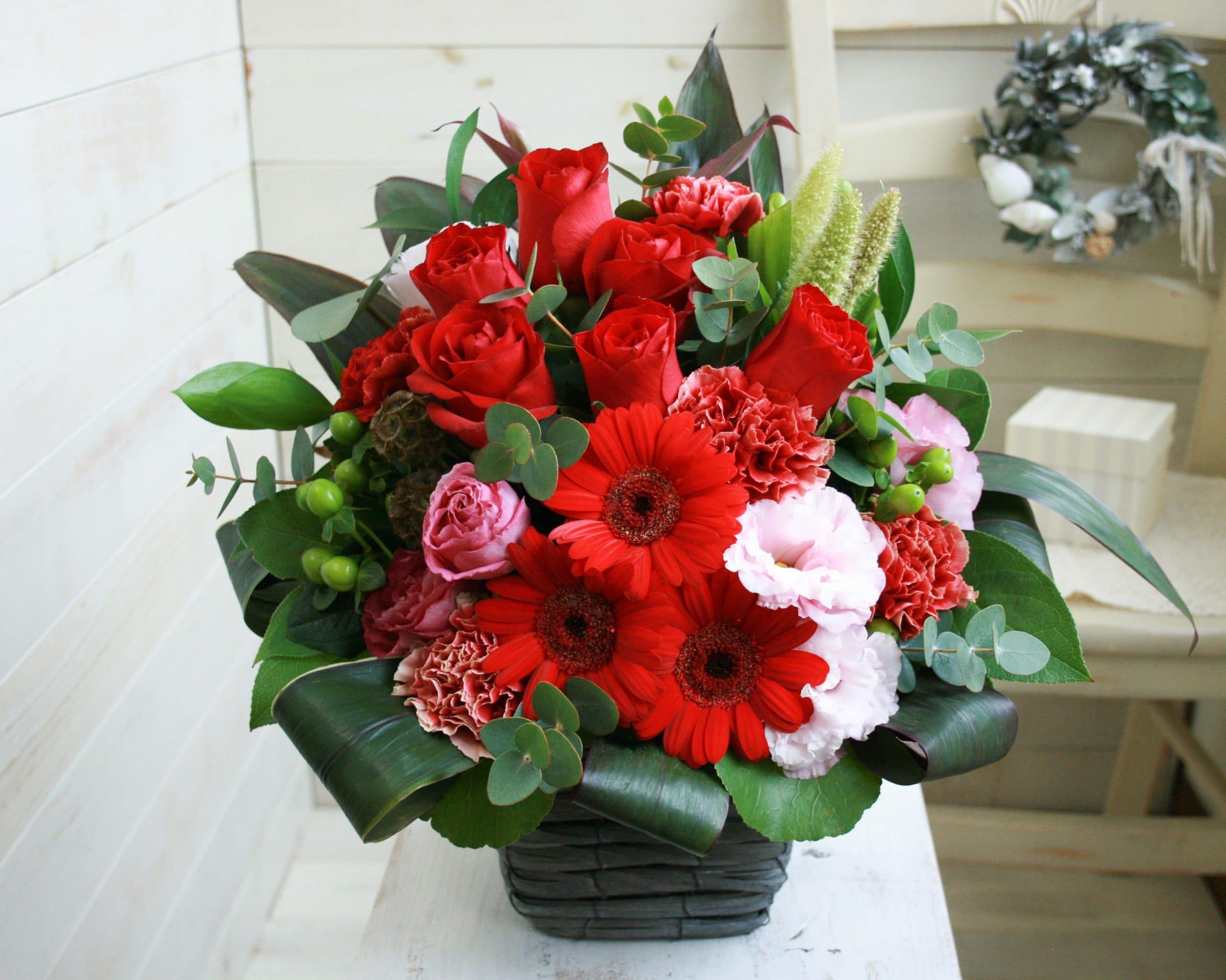 おまかせアレンジメントM-赤系